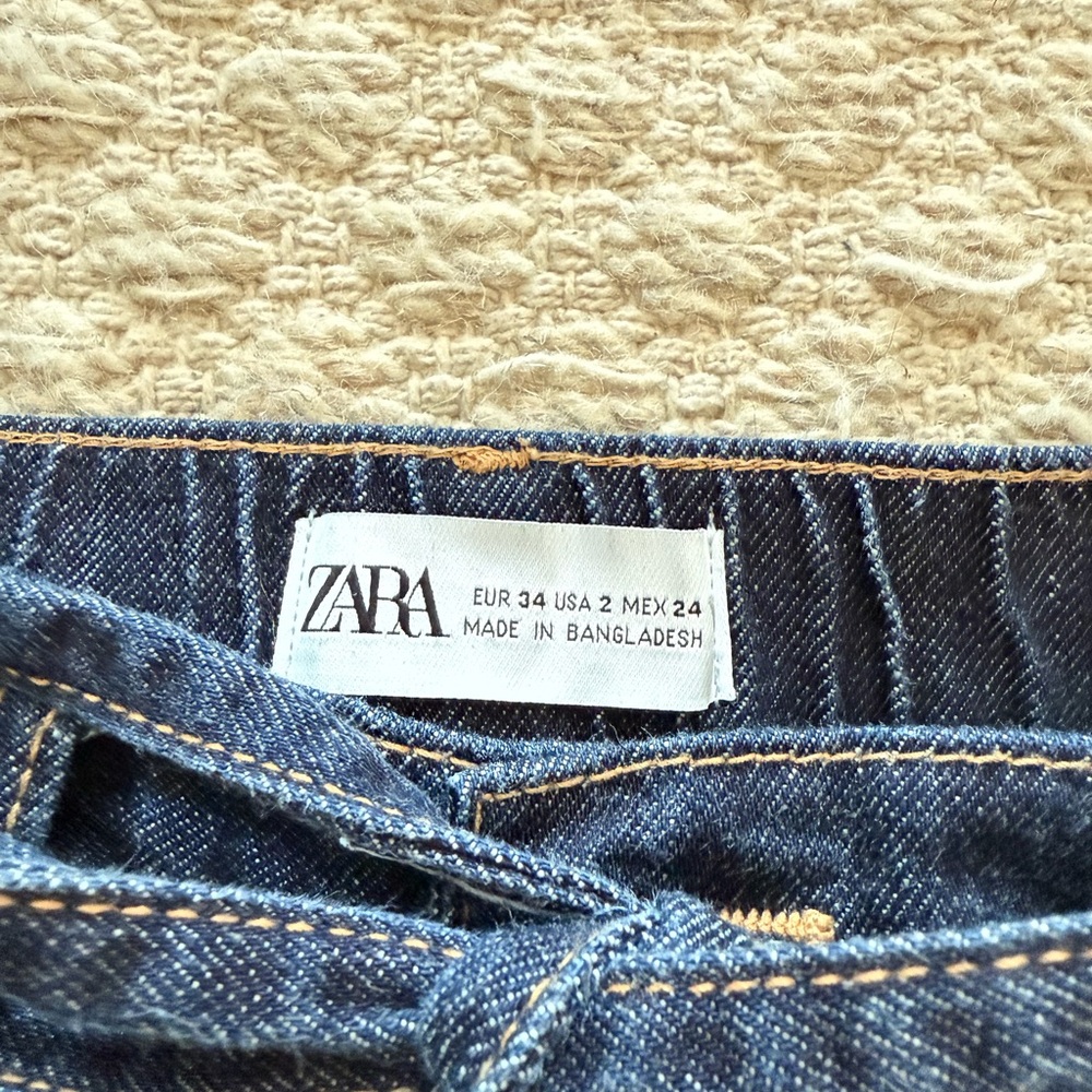 Women’s Blue Denim Jeans - Picture 3 of 4